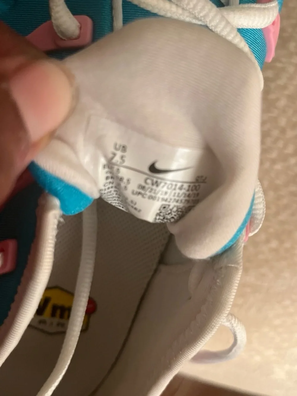 Nike Kids Turquoise and Pink Athletic Sneakers